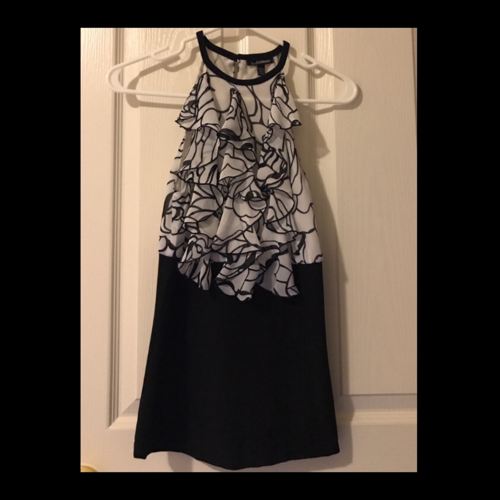 le chateau Frilly Dressy Halter Top